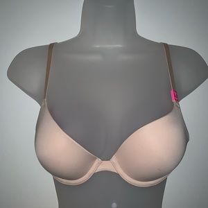 🌻🆕PINK VICTORIA’s SECRET BRA🌻32A